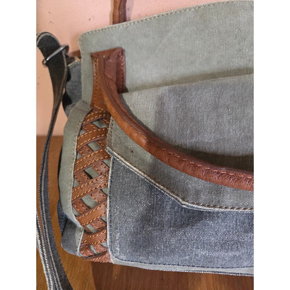 B Mona Crossbody Handbag Boho Cotton and Leather Medium Size - Picture 2 of 10